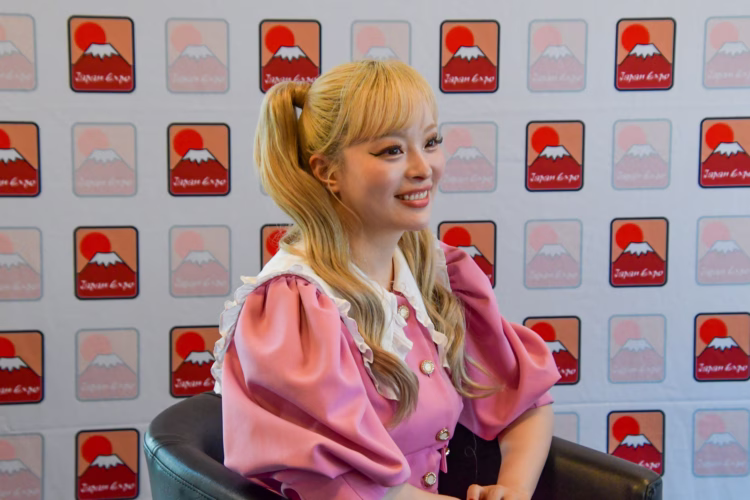 Kyary Pamyu Pamyu - Japan Expo Paris